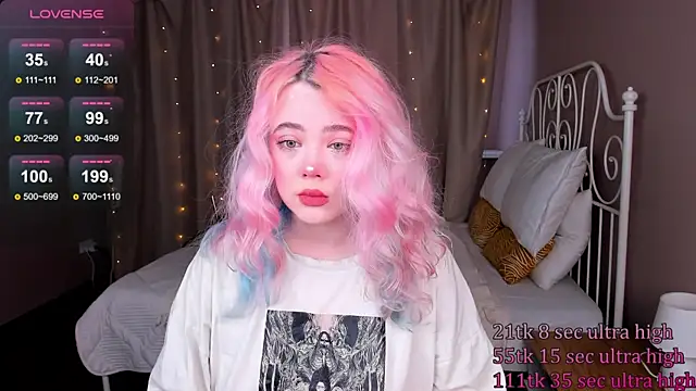 Snapshot of __KawaiiYuki__ chatting on March 8, 2025, 8:44 am KawaiiYuki online show from March 8, 2025, 8:44 am