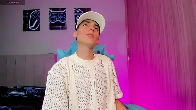 jake and joaquin online show from September 23, 2025, 1:45 am