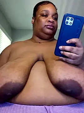 Snapshot of NaughtyHottieBBW chatting on January 31, 2025, 6:03 pm NaughtyHottieBBW online show from January 31, 2025, 6:03 pm