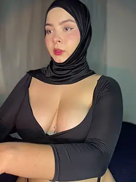 Snapshot of aneesa_darzi chatting on November 22, 2025, 10:52 pm aneesa darzi online show from November 22, 2025, 10:52 pm