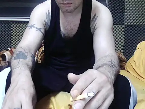 Arabeyes online show from November 15, 2025, 2:48 am