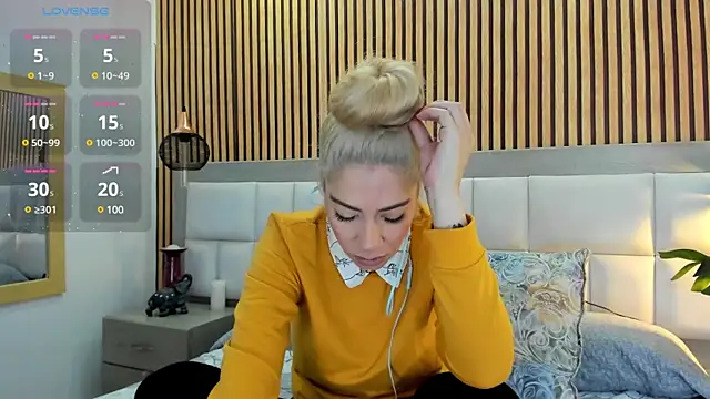 Viktoria Davis online show from December 31, 2024, 1:04 am