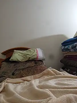 pajarol5co online show from December 22, 2025, 11:16 pm