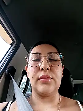 my-kitty online show from November 20, 2025, 9:04 pm