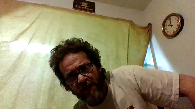 Woodywoodsup1 online show from December 14, 2025, 11:32 pm