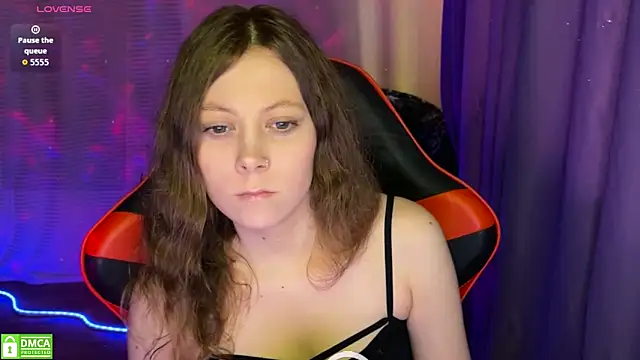Snapshot of Natural_babe666 chatting on June 8, 2026, 1:00 pm Natural babe666 online show from June 8, 2026, 1:00 pm