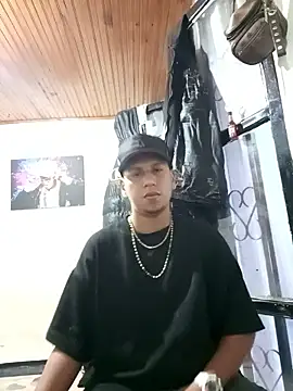 Snapshot of Peterking11 chatting on January 13, 2026, 11:36 am Peterking11 online show from January 13, 2026, 11:36 am