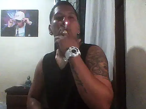 Snapshot of Peterking11 chatting on November 19, 2025, 5:18 am Peterking11 online show from November 19, 2025, 5:18 am