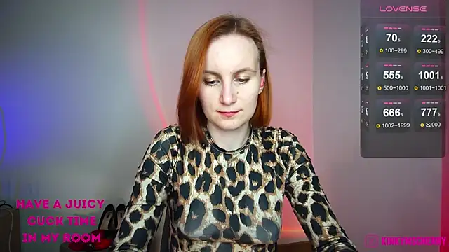 Snapshot of RandyCherry chatting on October 8, 2025, 2:51 pm RandyCherry online show from October 8, 2025, 2:51 pm