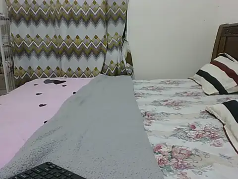 sexy  candyy online show from June 14, 2026, 2:24 am