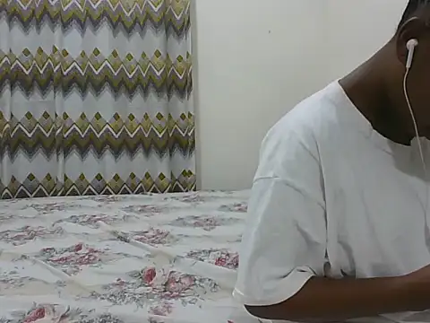 sexy  candyy online show from August 7, 2026, 8:48 pm