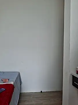 Snapshot of Kamdollie chatting on October 30, 2025, 8:01 am Kamdollie online show from October 30, 2025, 8:01 am