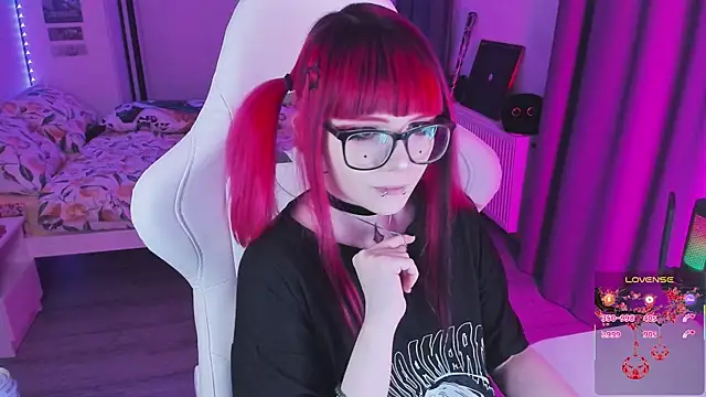 Snapshot of Yumi_Youkai chatting on February 10, 2026, 4:50 pm Yumi Youkai online show from February 10, 2026, 4:50 pm