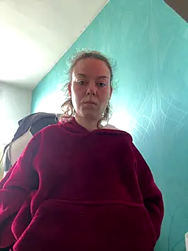 BabyNila online show from November 29, 2025, 8:58 am