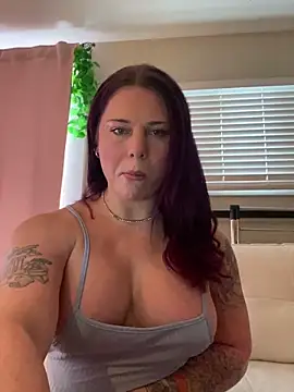 KevieWantsABoobJob online show from November 21, 2025, 7:13 pm