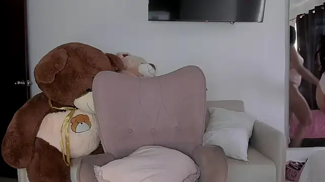 selene king2 online show from April 29, 2026, 1:15 pm