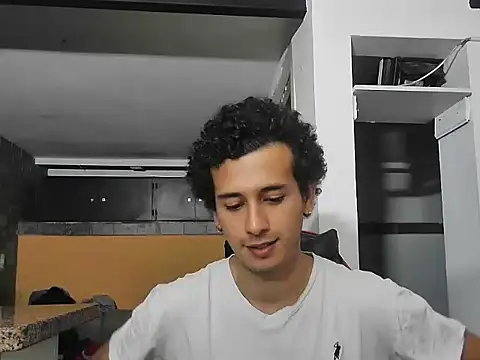 Snapshot of talktome4 chatting on February 2, 2026, 9:25 pm talktome4 online show from February 2, 2026, 9:25 pm