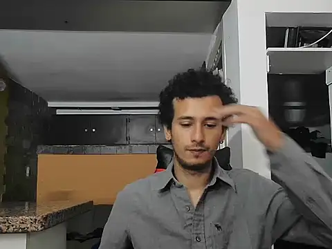 Snapshot of talktome4 chatting on February 8, 2026, 7:11 pm talktome4 online show from February 8, 2026, 7:11 pm