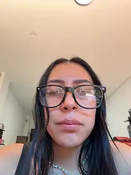  alabina  online show from January 15, 2026, 3:04 pm