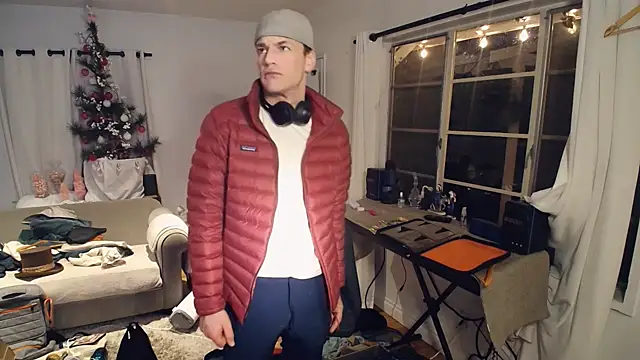 Snapshot of JACKJAKESONPNP chatting on December 18, 2024, 9:04 am JACKJAKESONPNP online show from December 18, 2024, 9:04 am