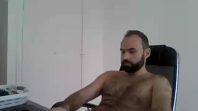 Snapshot of joaodias_97 chatting on September 17, 2025, 1:35 pm joaodias 97 online show from September 17, 2025, 1:35 pm