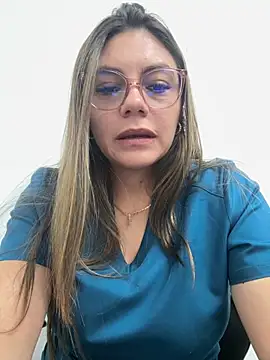 Snapshot of alicee16 chatting on March 15, 2025, 8:10 pm alicee16 online show from March 15, 2025, 8:10 pm