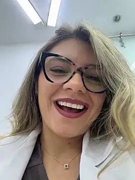 alicee16 online show from January 11, 2026, 4:03 pm