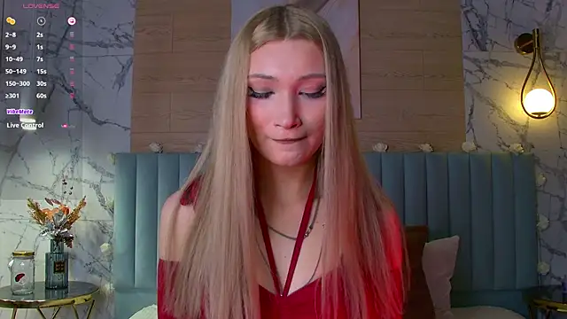 CarolReeves online show from March 13, 2025, 6:05 am