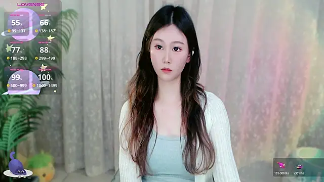 Snapshot of Aimee-520 chatting on February 24, 2026, 6:36 am Aimee-520 online show from February 24, 2026, 6:36 am