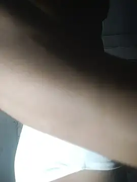 Snapshot of rounakhunk chatting on October 25, 2025, 5:24 pm rounakhunk online show from October 25, 2025, 5:24 pm