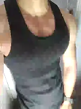 Snapshot of rounakhunk chatting on November 29, 2025, 8:31 pm rounakhunk online show from November 29, 2025, 8:31 pm