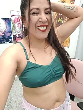 nammy  dirtyhott online show from May 28, 2026, 4:02 pm