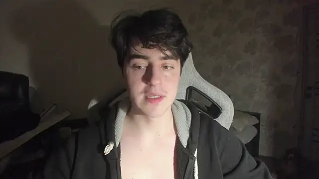 Knuckles17 online show from April 23, 2026, 5:14 pm