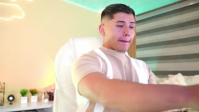 Snapshot of MatiasKorn chatting on November 29, 2025, 5:40 am MatiasKorn online show from November 29, 2025, 5:40 am