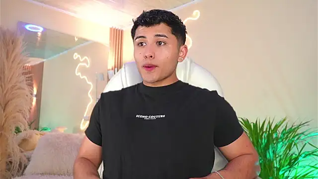 Snapshot of MatiasKorn chatting on April 11, 2026, 4:31 am MatiasKorn online show from April 11, 2026, 4:31 am