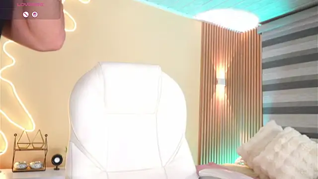 Snapshot of MatiasKorn chatting on November 5, 2025, 7:11 am MatiasKorn online show from November 5, 2025, 7:11 am