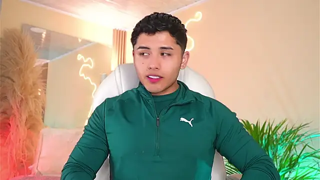 Snapshot of MatiasKorn chatting on April 13, 2026, 3:10 am MatiasKorn online show from April 13, 2026, 3:10 am