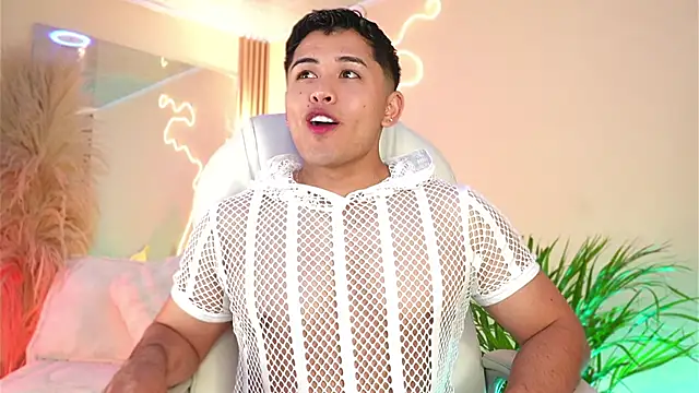 Snapshot of MatiasKorn chatting on April 8, 2026, 3:52 am MatiasKorn online show from April 8, 2026, 3:52 am