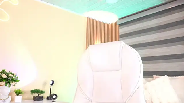 Snapshot of MatiasKorn chatting on December 5, 2025, 5:28 am MatiasKorn online show from December 5, 2025, 5:28 am