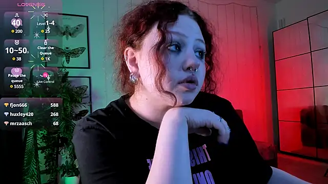 bitchofsun  online show from January 27, 2025, 5:37 pm