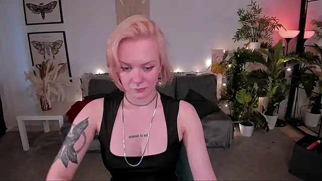 cyber whore  online show from June 11, 2026, 12:13 pm