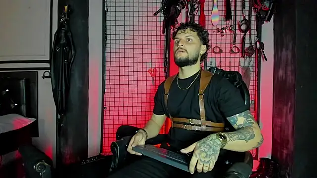 Twisted Fantasy online show from March 31, 2026, 3:30 am