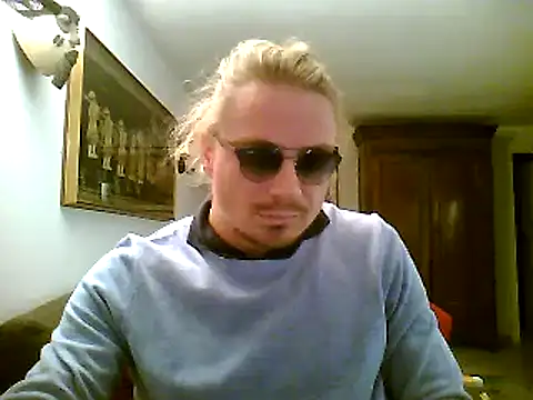 maciste26 online show from December 16, 2024, 8:37 pm