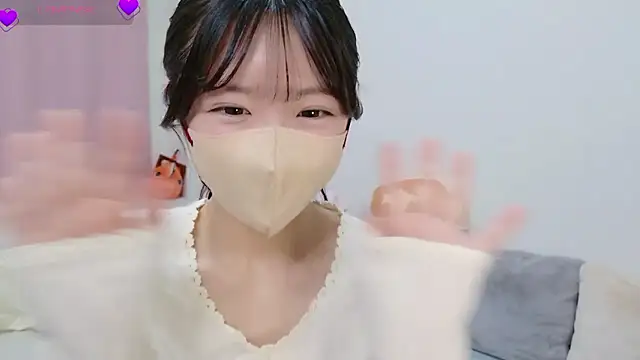 anchan  online show from September 15, 2025, 2:17 pm