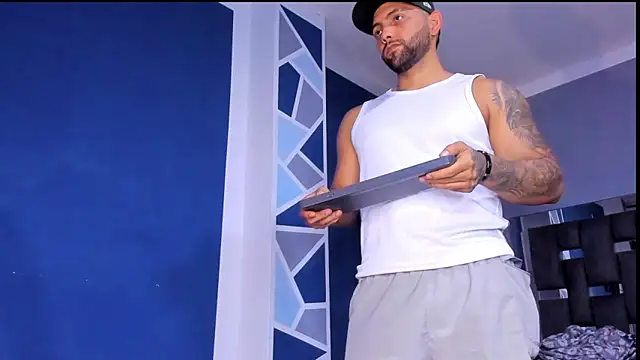 alex oficial online show from June 6, 2026, 11:54 pm