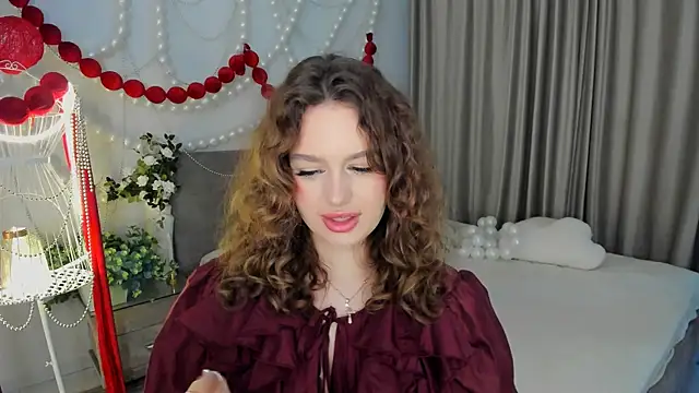 MiracleCurly online show from March 29, 2026, 10:06 am