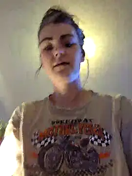 Lilmissvyx online show from February 24, 2025, 3:42 pm