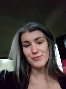 Lilmissvyx online show from December 15, 2025, 4:46 pm