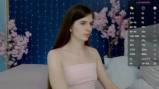 Snapshot of -Mirror-Girl- chatting on March 13, 2025, 1:29 pm -Mirror-Girl- online show from March 13, 2025, 1:29 pm