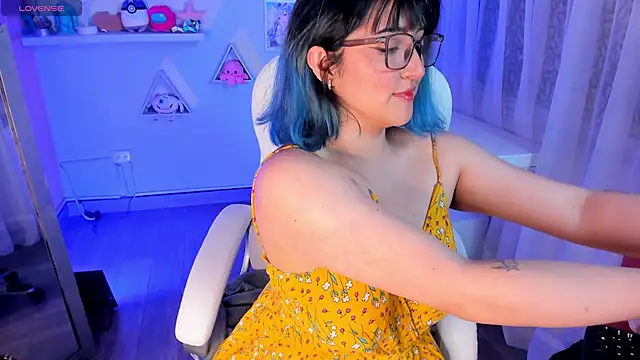 Snapshot of isa_daniels chatting on February 5, 2025, 5:30 am isa daniels online show from February 5, 2025, 5:30 am